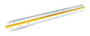 ESCALA  TRIANGULAR ECONOMICA 8930